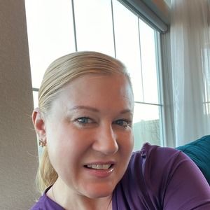 Meet your Posher, Valerie